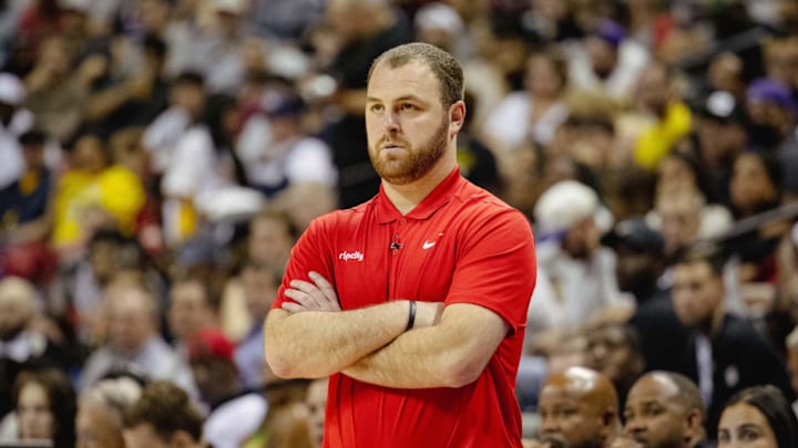 Herscu spent the past three seasons with the Trail Blazers as an assistant coach under Chauncey Billups and served as the head coach for both the 2023 and 2024 Trail Blazers Summer League teams. Herscu spent the past three seasons with the Trail Blazers as an assistant coach under Chauncey Billups and served as the head coach for both the 2023 and 2024 Trail Blazers Summer League teams.