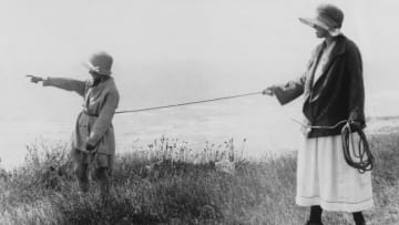Turns out leash kids aren't a new phenomenon.